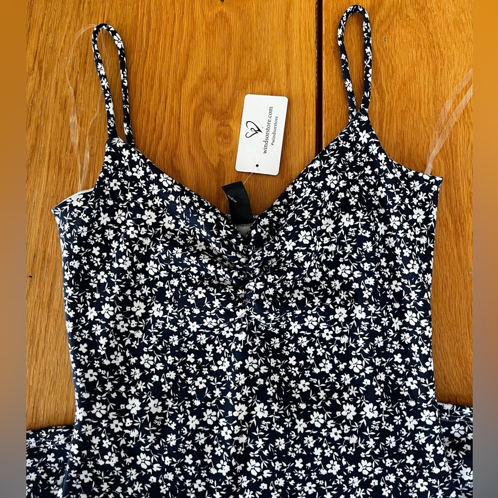 NEVER WORN Windsor Navy Blue Dress; size M